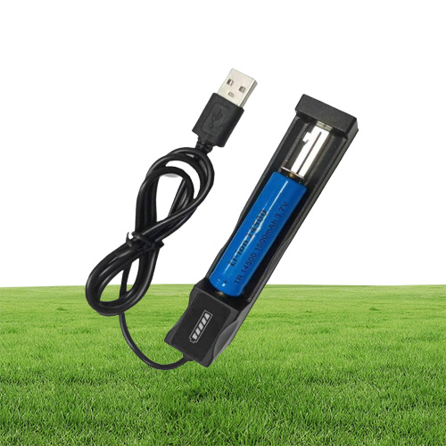 Intelligent USB 37V LiIon Universal Battery Charger Single Slot Suitable For 18650 26650 32650 18500 14500 Rechargable D4 UM2