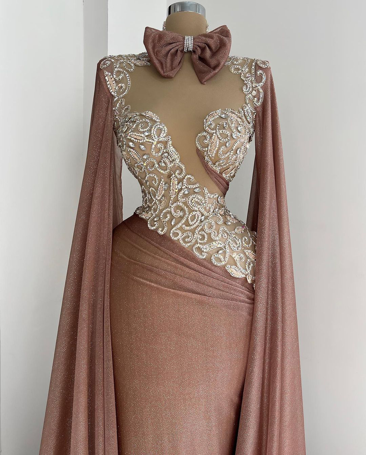 High Neck Evening Dresses Sexy Full Sleeve Floor Length Sequined Lace Prom Party Gowns Robe