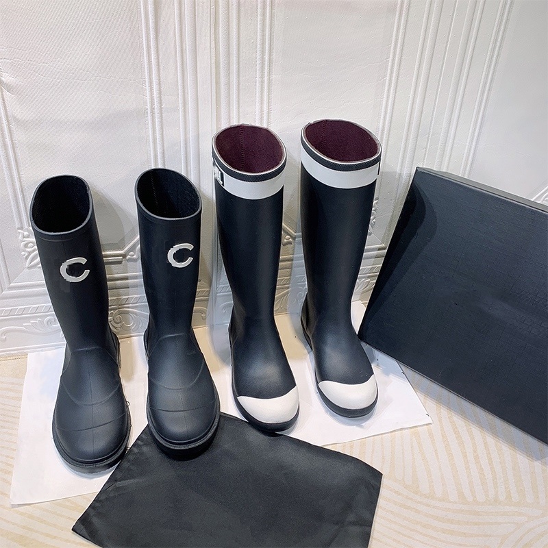 DesignerWomens Rain Boots Two Styles Rubber Boots Fashion Designer waterproof Shoes For Women