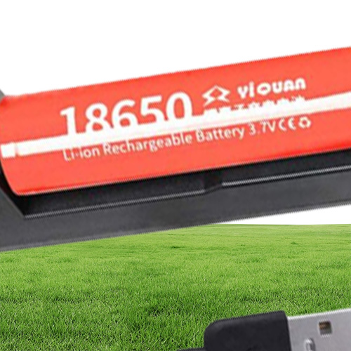 Intelligent USB 37V LiIon Universal Battery Charger Single Slot Suitable For 18650 26650 32650 18500 14500 Rechargable D4 UM2