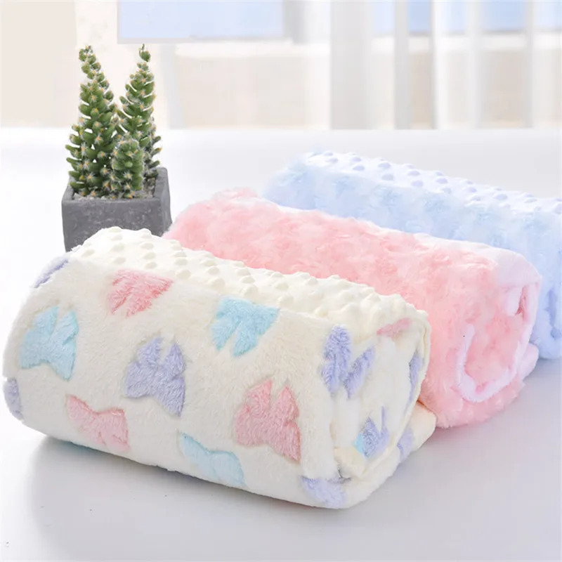 Quilts 2 layers Quilted Sherpa Back Thermal 3D Butterfly Flannel Soft Baby Swaddle born Wrap Crib Beddings Kids Nap Rug 231017