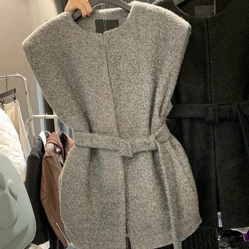 Women s Vests OCEANLOVE Women Solid Bandage Korean Fashion Autumn Winter Slim Sweaters Vintage All Match Pull Femme Hiver Tops 231018