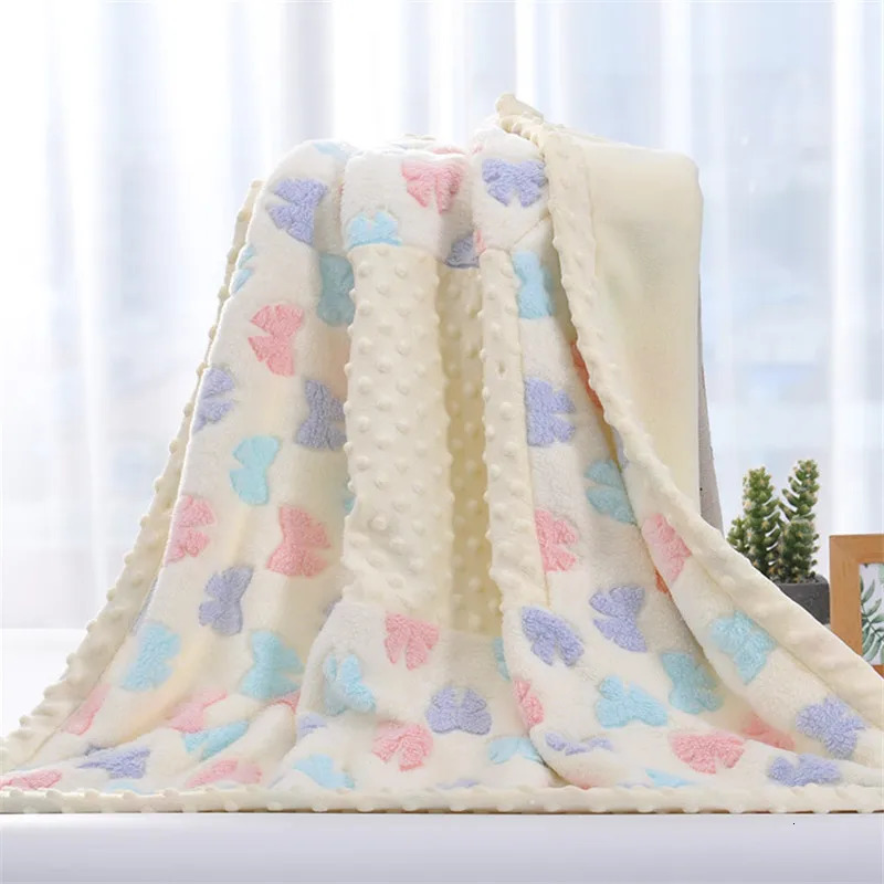 Quilts 2 layers Quilted Sherpa Back Thermal 3D Butterfly Flannel Soft Baby Swaddle born Wrap Crib Beddings Kids Nap Rug 231017