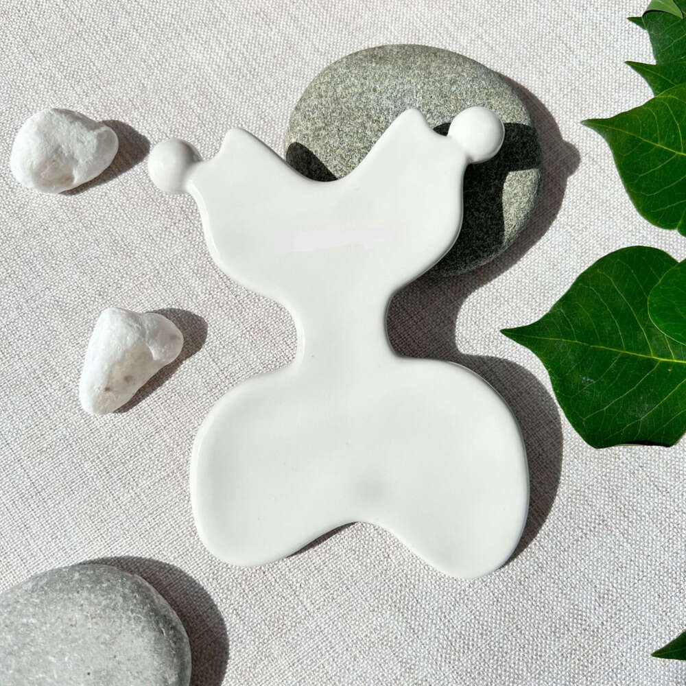 Portable Ceramic Guasha Borad Body Massager Gua Sha Face Lift Slimmer Reduces Puffiness Muscle Relief Relaxing Acupuncture Massage Tool Health Care