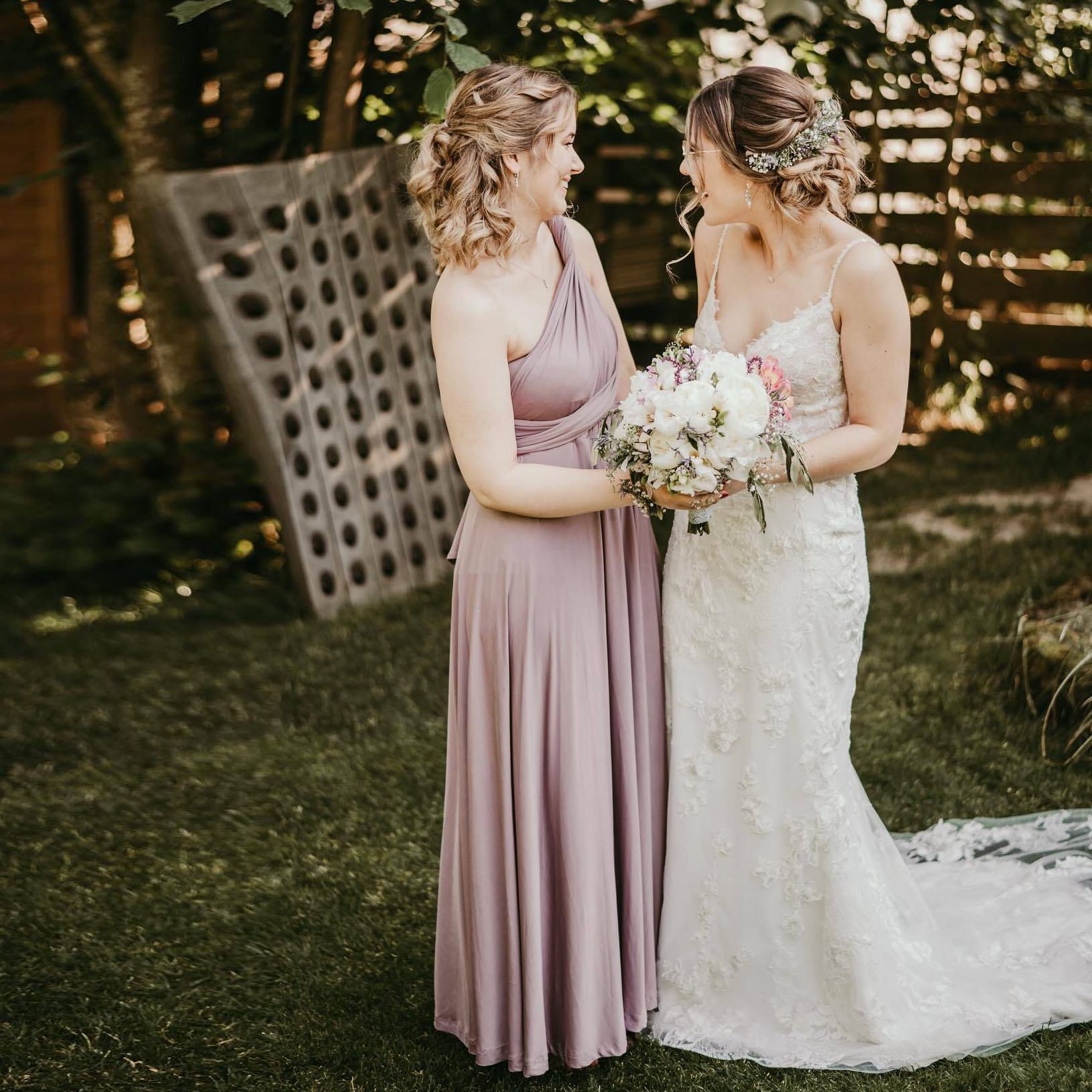 Vintage Lace Wedding Dress Mermaid 2024 Spaghetti Straps Boho Beach Bridal Gowns Appliqued Hippie Wedding Gowns