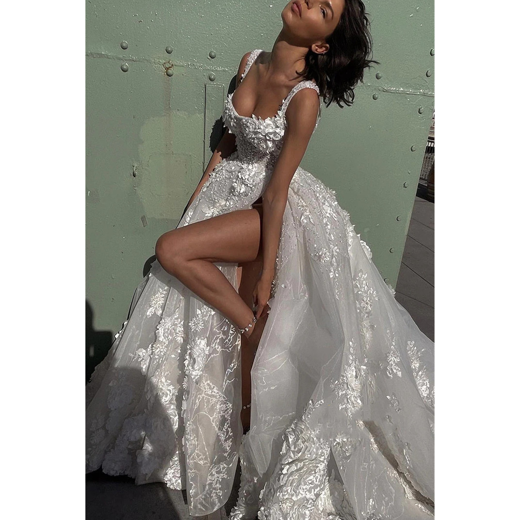 Boho Princess Wedding Dress Women Gorgeous Sleeveless Lace Appliques Pleats A Line Bridal Gown Sweep Train