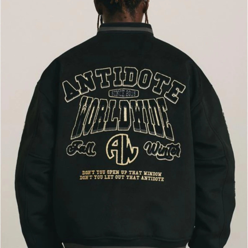 Mens Jackets Baseball Jacket Flocked Embroidery Stand Vintage Bomber High Street Loose Coat Couple Streetwear Spring Autumn 231018