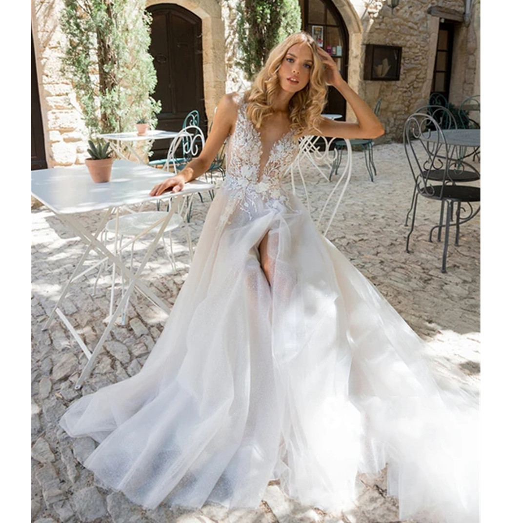 Lace Boho Wedding Dresses V Neck Elegant A-Line Sleeveless 3D Appliqued Bride Gown Side Split Sexy Backless Dress