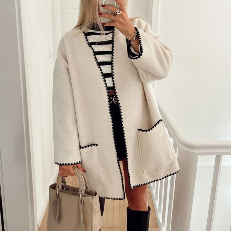 Womens Wool Blends Trendy Retro Contrast Color Woolen Coats Women Autumn Vneck Long Sleeve Top Cardigan Winter Big Pocket Warm Jackets 231019