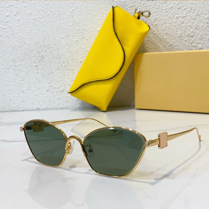 Luxury Sunglasses Designer Mens and Womens Pilot Glasses Sunglasses Frame Lens with Box Fashion Metal Frame UV400 Resistant Sunglasses LW40105U