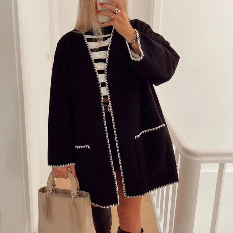 Womens Wool Blends Trendy Retro Contrast Color Woolen Coats Women Autumn Vneck Long Sleeve Top Cardigan Winter Big Pocket Warm Jackets 231019