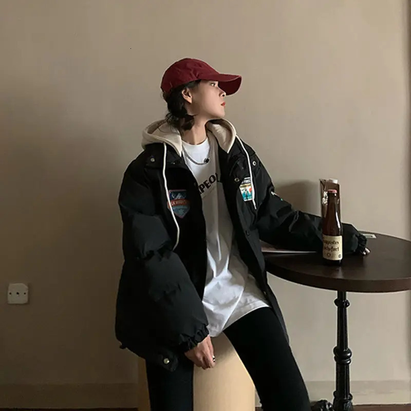 Women's Down Parkas 2023 Winter CottonPadded Coat Women Zipper Loose Puffer Jackets Girls Thickening Warm Black White Snow Wear 231018