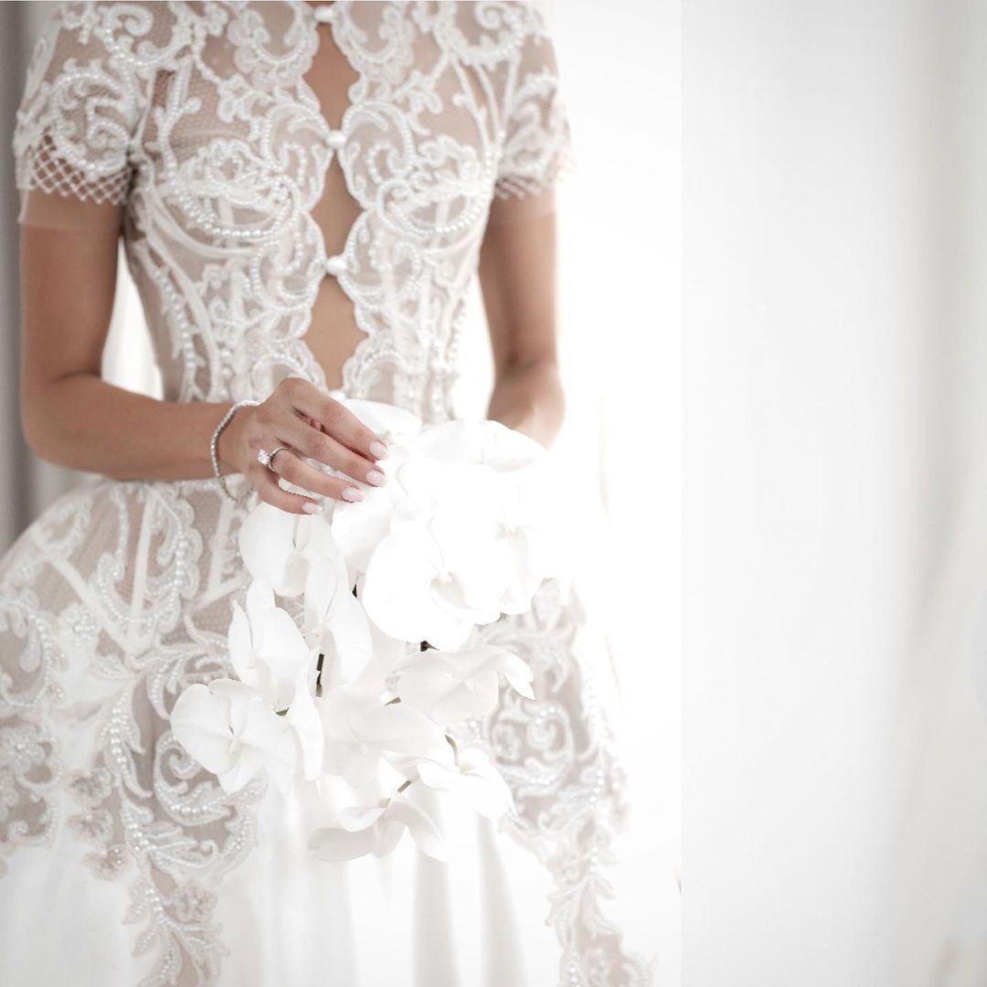 Lace A Line Wedding Dress For Women Elegant Short Sleeve High Neck Appliques Beading Bridal Gowns Puffy Sexy Custom Bride Dress