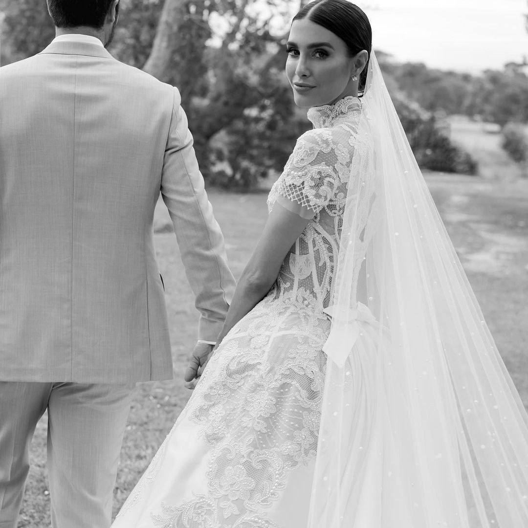 Lace A Line Wedding Dress For Women Elegant Short Sleeve High Neck Appliques Beading Bridal Gowns Puffy Sexy Custom Bride Dress