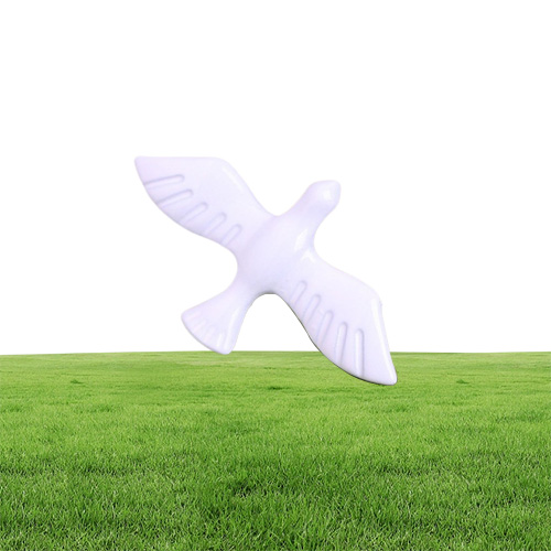 Vintage White Pigeon Pin Brooch Wedding Party Gold Plate Peace Dove Brooches for Women Xmas Gift Jewelry Badge Shirt Pins