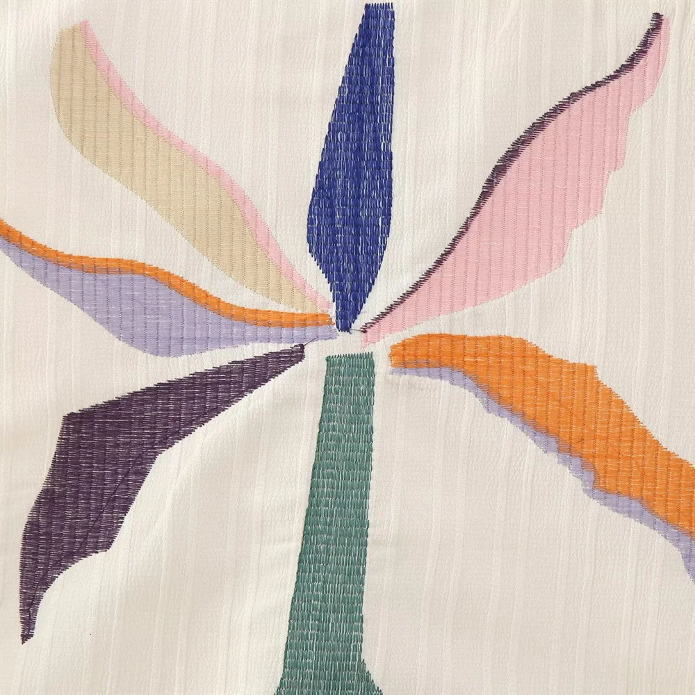 Women's Vests PB ZA 2023 Autumn Vintage Fashion Versatile Tree Pattern Embroidered Open Front Short Outerwear Vest 231018