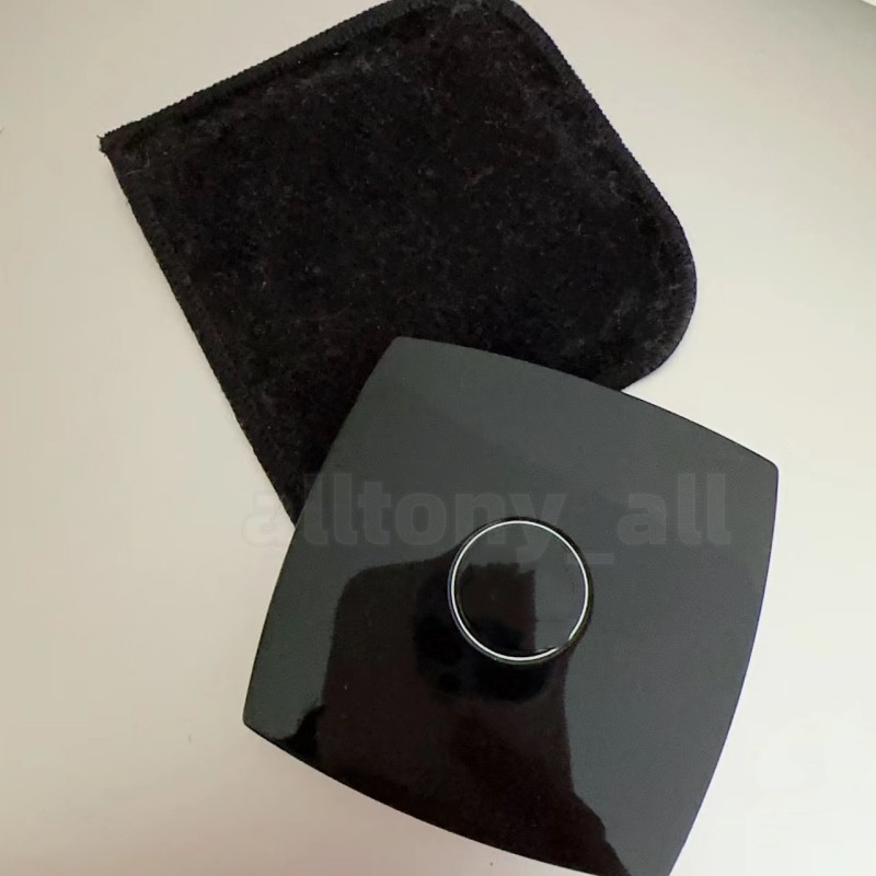 Brand Compact Mirrors Fashion Folding Velvet dust bag mirror with gift box Portable magnifying makeup mirror 7 colors