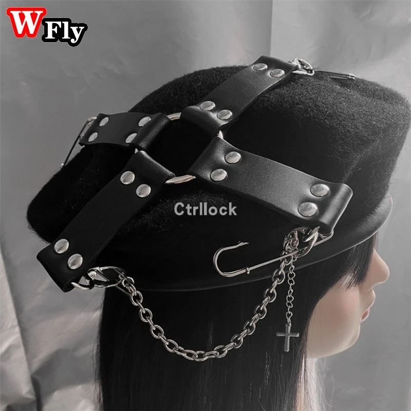 Berets Y2K Women Girl Lolita Berets Hat Gothic Punk Rivet Skeleton Chain Beret Hats Ladies Street Cool Hip hop Rock beret Caps 231018