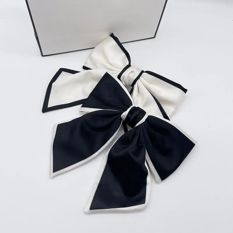 Luxury Designer Barrette Pince Cheveux Haute Queue de Cheval Lettre Pince à Ressort Accessoire Nouveauté Nœud Bandeau Coiffure