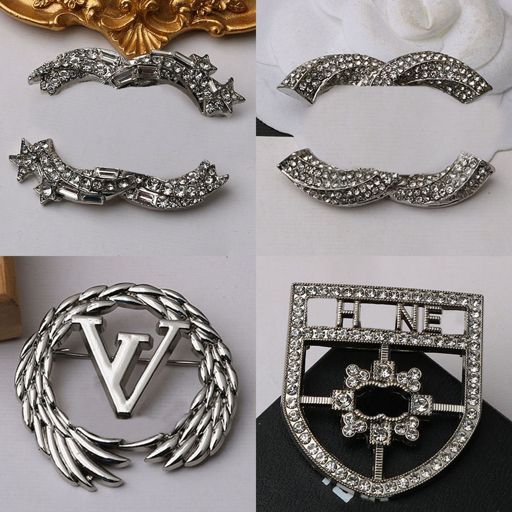 Classic Designer Brooches Pin Brooch for Women Brand Dress Pins Fashion Broochs Gold Plated Sier Mens Clothing Accessory Jewelry