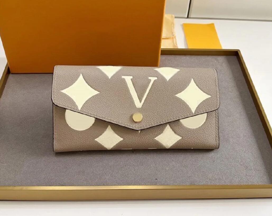 Womens Designer Wallet Luxurys Envelope Coin Purse Classic Big Flower Letter Long Card Holder High quality Woman Fashion Bag Small Clutch With Original Box Dustbag