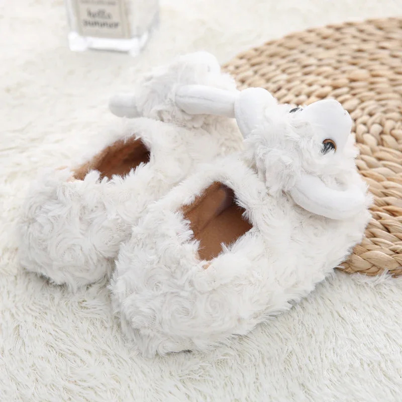 Slipper Toddler Girls Slippers Indoor Winter Cartoon Sheep Plush Warm Kid Boys House Footwear Soft Rubber Sole Home Shoes Baby Items 231020