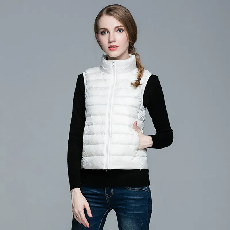 Women's Down Parkas Duck Down Vest Women 4xl Autumn Winter Short Stand Collar Thin Sleeveless Down jacket female win Zipper Duck Down Vest Coat 2
