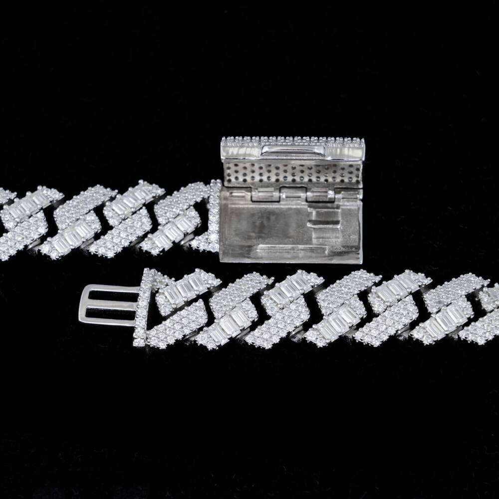 Prong Custom Diamond 925 Pure Sterling Silver Gra Heavy Vvs 15mm Moissanite Cuban Baguette Link Chain