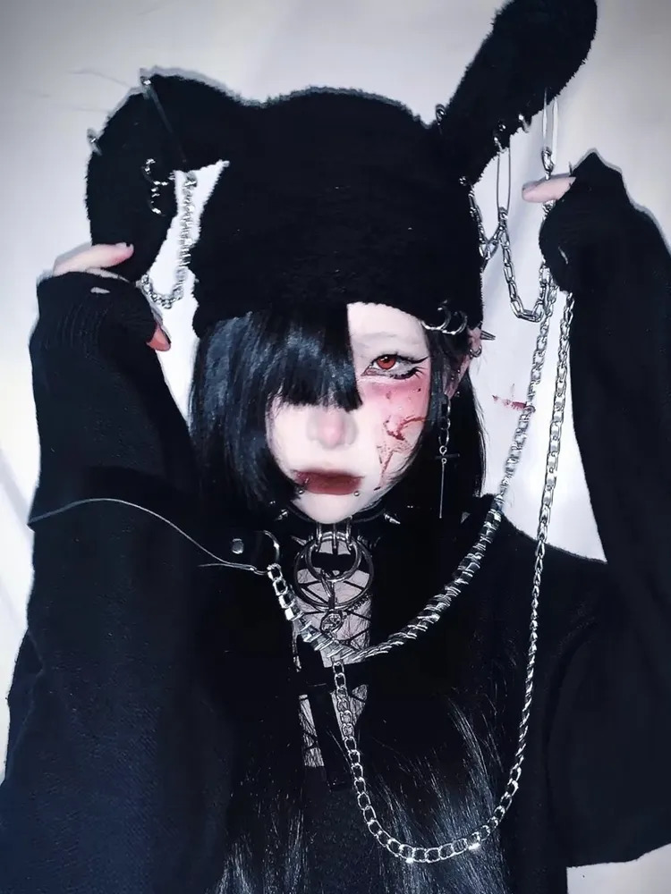 BeanieSkull Caps Gothic Grunge Rabbit Ear Hat Harajuku Y2k Punk Chain Pin Metal Ring Lambswool Black Hat Women Girls Winter Warm Chic Streetwear 23101