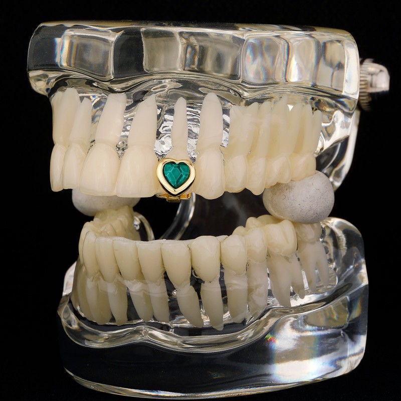 Yellow White Gold Plated Dental Grills Green Stone Heart Grillz Braces Vampire Teeth Hip Hop Personality Women Men Jewelry