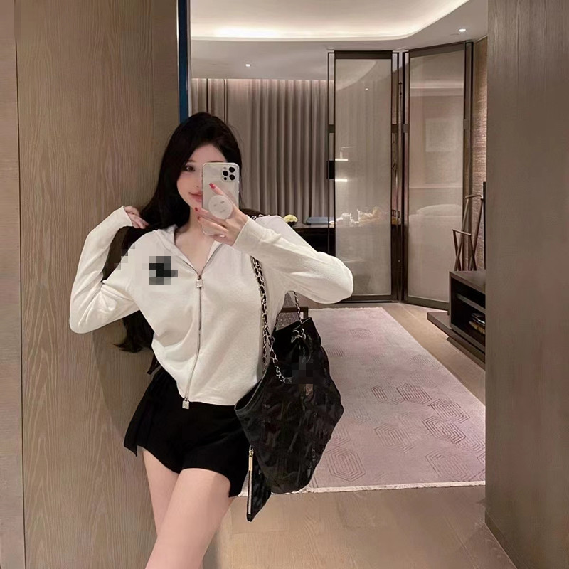 Autumn/Winter 2023new double C antique embroidery letter knitted temperament hooded zipper cardigan loose top