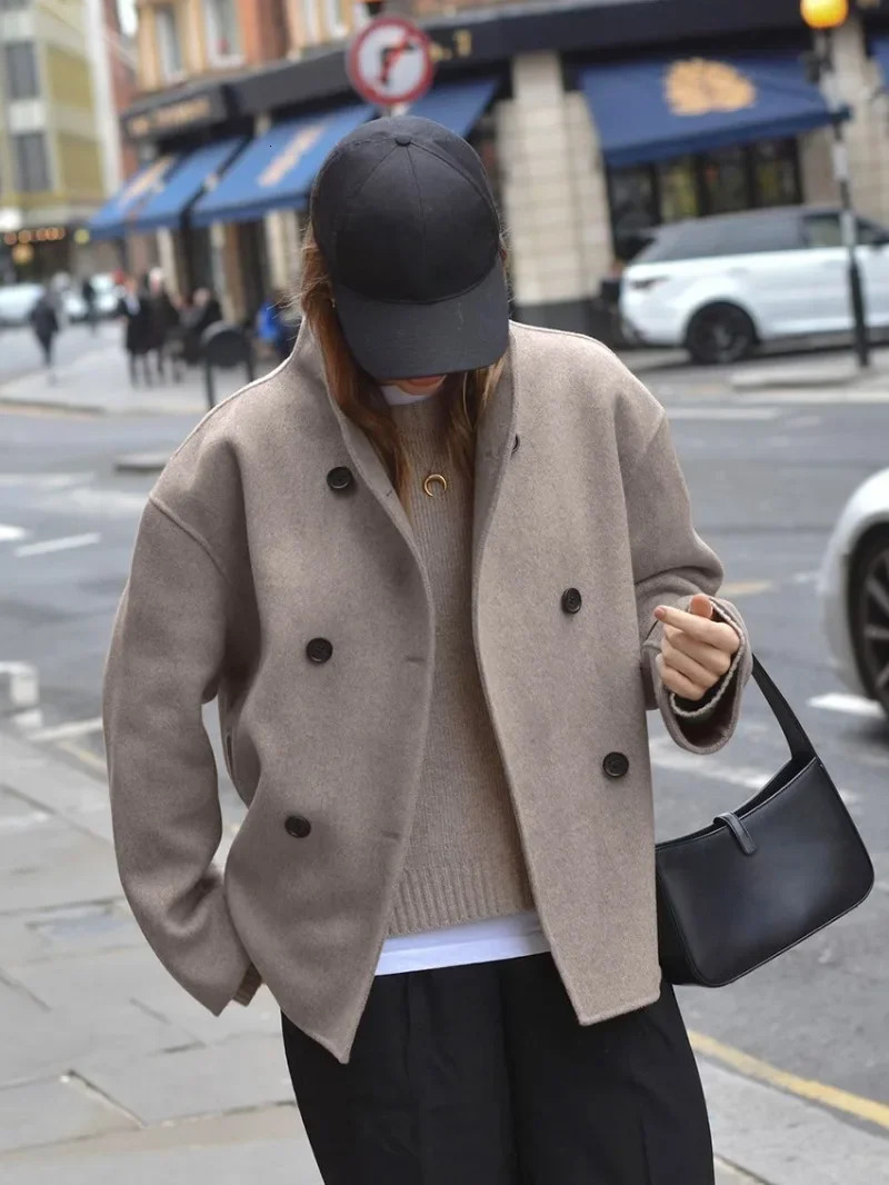 Women's Jackets Fashion Double Breasted Jackets for Women Autumn Winter Streetwear Stand Collar Long Sleeve Woolen Coats Brown Outerwear 231020