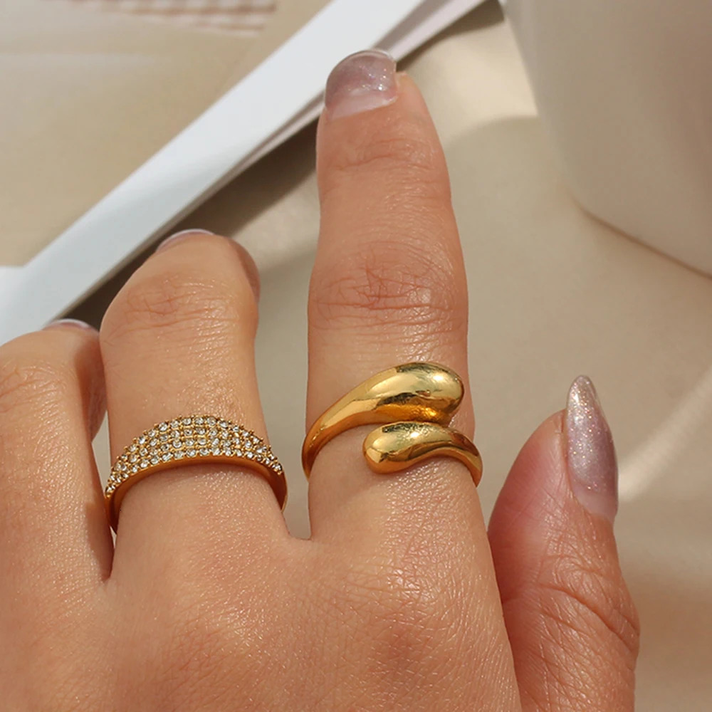 Band Rings Fine Polished Stainless Steel 18K Gold Plated Adjustable Snake Ring For Lady Female Glossy Party 231020