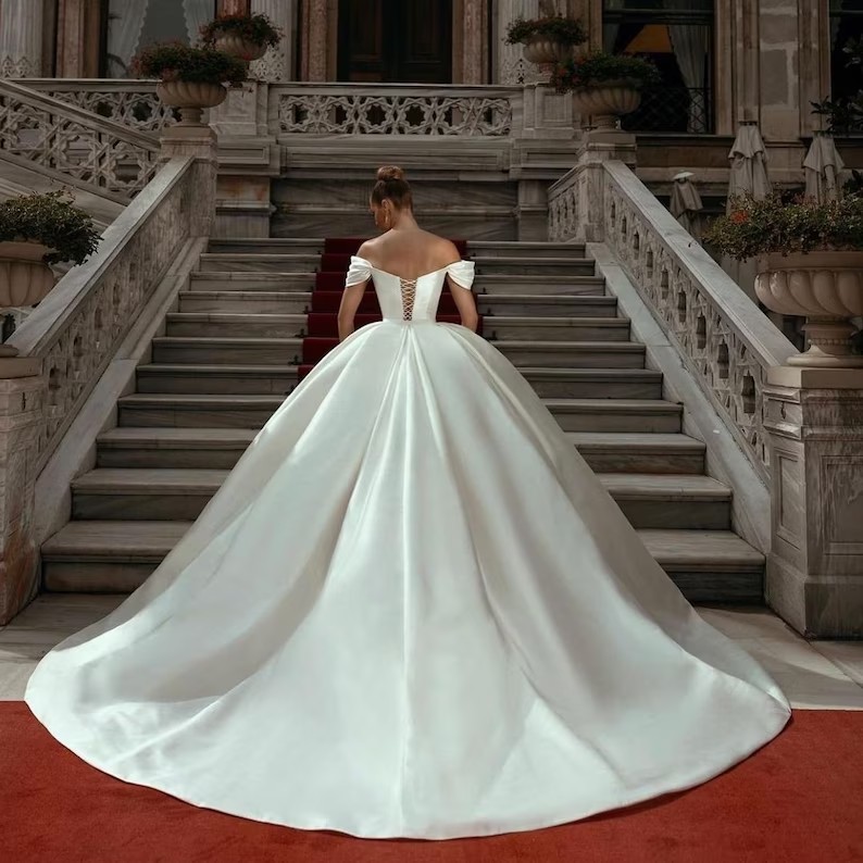 Country Princess Wedding Dresses Sleeveless Off The Shoulder Ruched Vintage Bridal Ball Gowns Plus Size Robes De Mariee 6660312