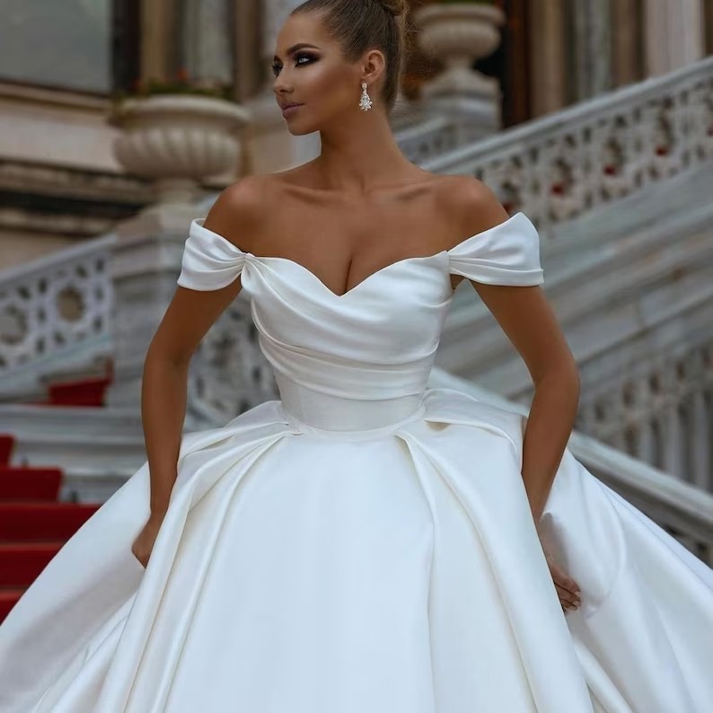 Country Princess Wedding Dresses Sleeveless Off The Shoulder Ruched Vintage Bridal Ball Gowns Plus Size Robes De Mariee 6660312