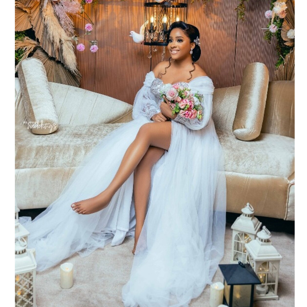 Vestido de Noiva Lace Wedding Dresses with Long Sleeves Off Shoulder Lace Appliques A Line Sweep Train Vintage Bridal Gowns