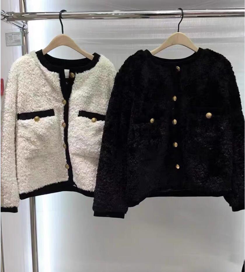 Autumn/Winter New Maj-e Eco friendly Lamb Fleece Splice Gold Button Loose Short Coat for Women