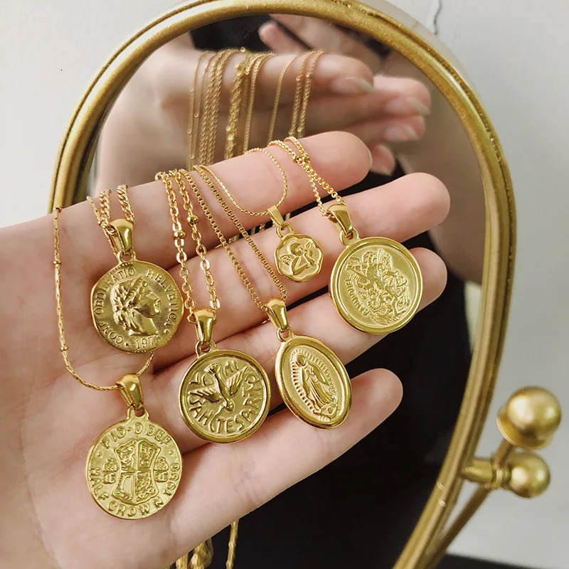 Pendant Necklaces Amaiyllis 18K Gold Portrait Coin Cross Peach Heart Angel Charms Vintage Pendant Accessories Wild For Women Diy 18k Necklaces 231021