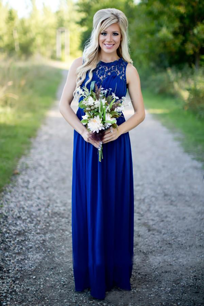 2023 Country Style Royal Blue Long Bridesmaid Dresses Cheap Sheer Lace Jewel Neck Zipper Back Chiffon Maid of the Honor Gowns Floor Length