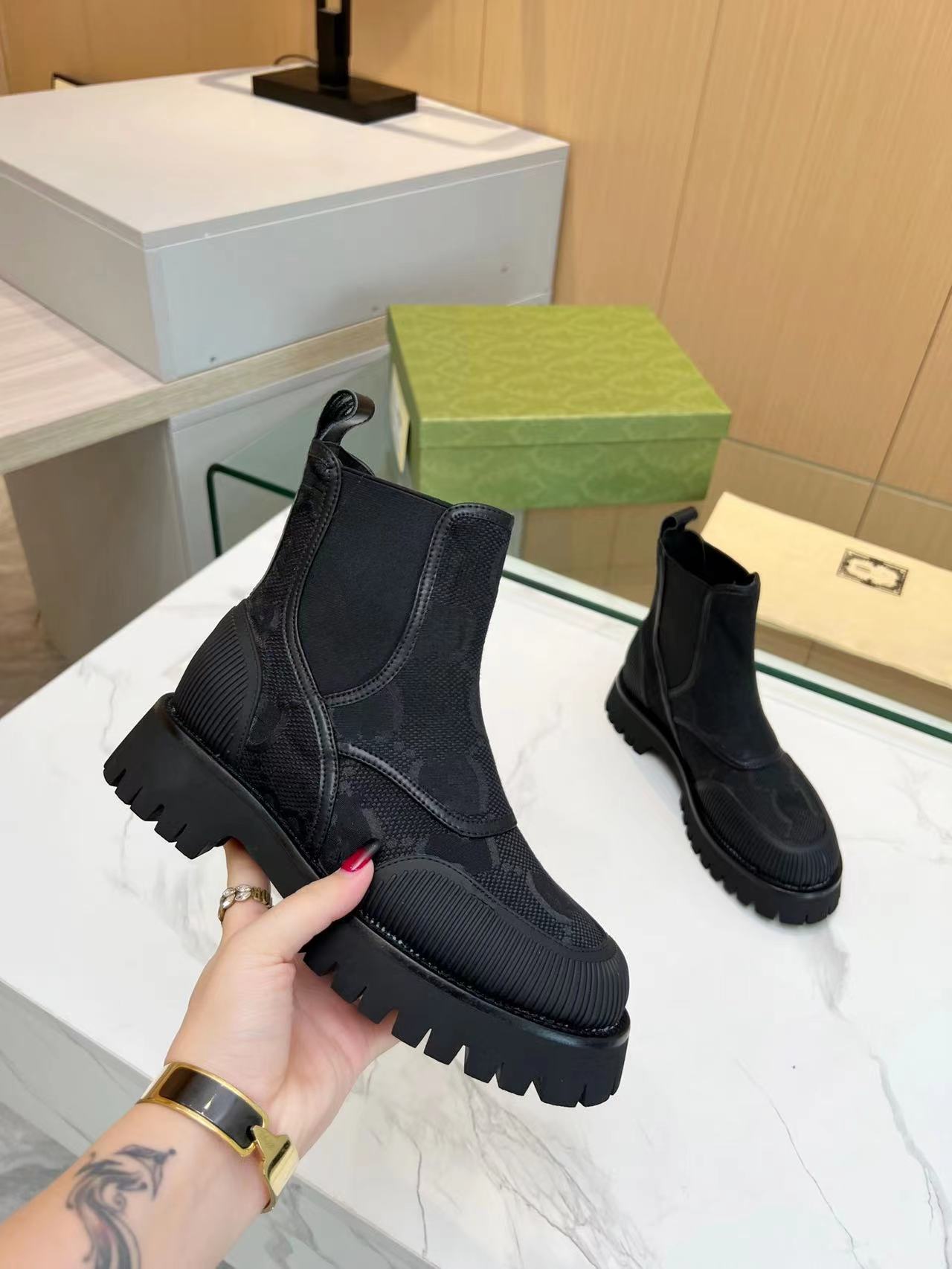 2024 Designer Paris Ruby Flat Low Ankle Boots Women Laureate Platform Desert Leather Winter Martin Shoes Trim Zipper Rubber Sole Sneakers With Original Box 35-46