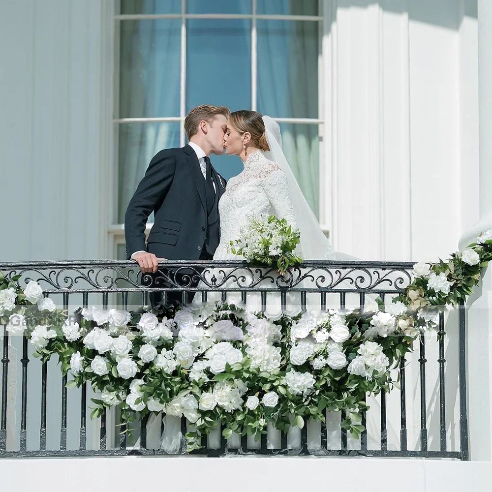White High Neck Long Sleeves Lace Wedding Dress 2024 Bridal Gown Floor Length Bride Robe De Mariee Custom Made