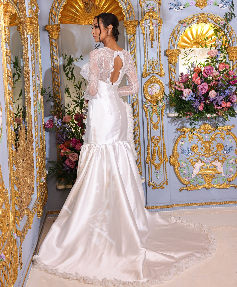 Charming Mermaid Pearls Wedding Dresses Beaded Side Split Bridal Gowns With Handmade wers V Necke Long Sleeves Vestido De Novia