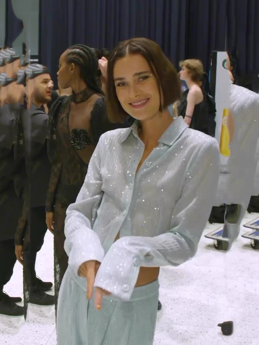 Lingshan Sa-Qu-n design sense, niche, slightly transparent, short blue sequin wide leg pants, women's summer new style