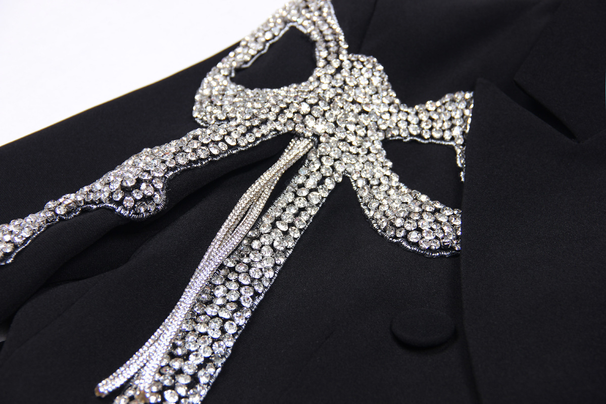 1019 2023 Autumn Milan Runway Coat Jackets Long Sleeve Lapel Neck Black White Beads High Quality Button Fashion Womens Clothes MANSHA
