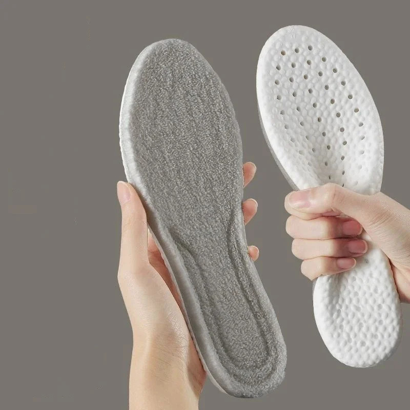 Shoe Parts Accessories Winter Warm Plush Insoles Women Men Thicken Thermal Pads Self Heated Sports Inserts Soft Cashmere Snow Boots Padding 231024