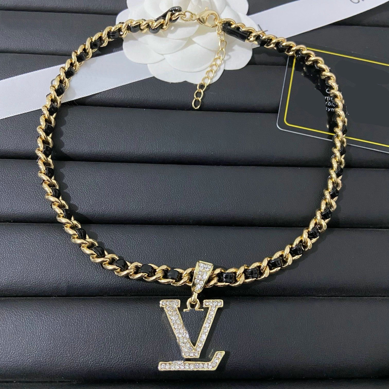 Luxury Diamond Necklaces Brand Letter Choker Pendant Necklace Chain Designer Jewelry Womens Accessories Gifts