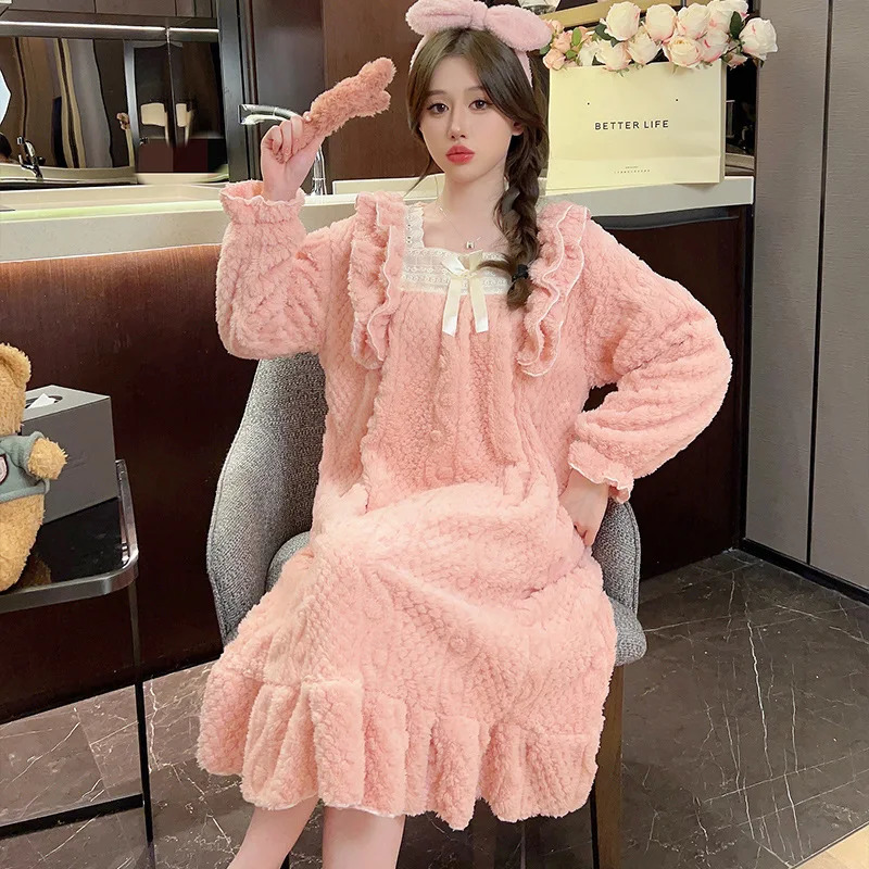 Womens Sleepwear Nightdress Women Flannel Fleece Warm Korean Style Nightgown Winter Thicken Nightwear Loose Home Dressing Gown Pajamas 231025