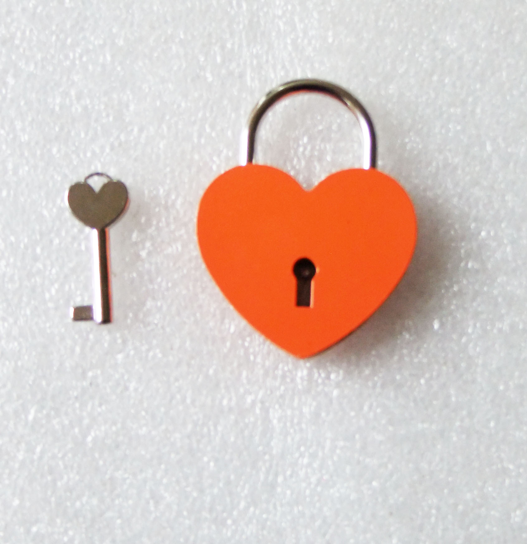 Alloy Heart Shape Keys Padlock 46*59mm Mini Archaize Concentric Locks Vintage Old Antique Door Locks With Keys