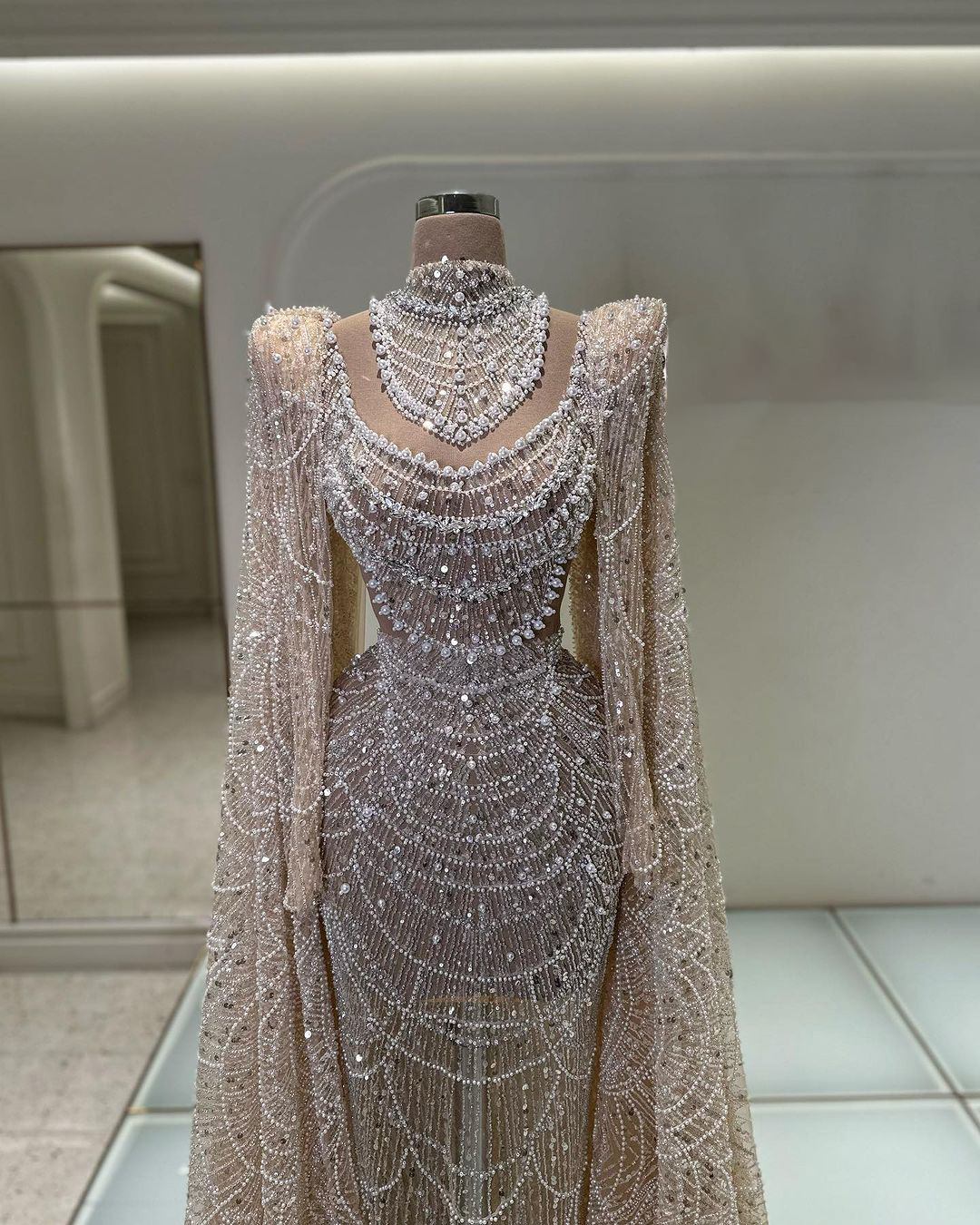 Luxurious High Neck Wedding Dresses Fashion Full Sleeve Beading Pearls Mermaid Gown vestidos de novia Custom Made