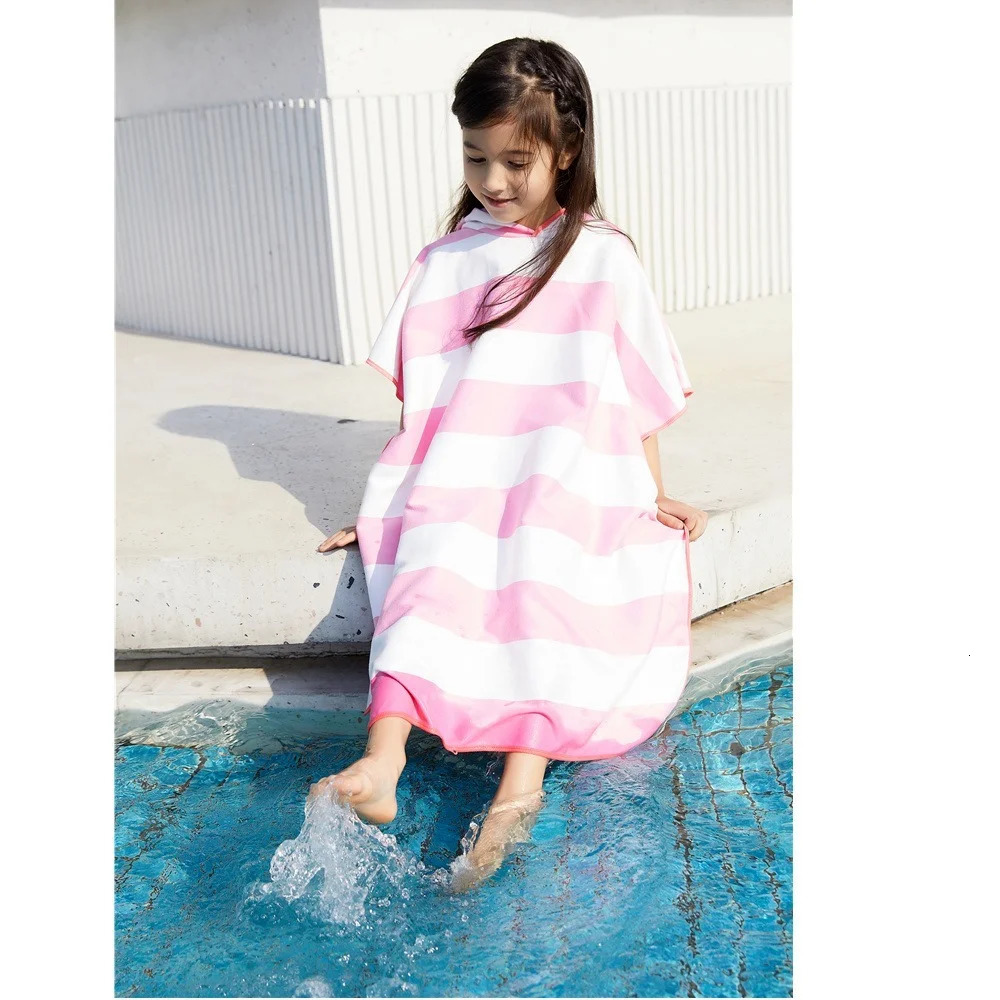 Towels Robes Stripe Printied Microfiber Beach Towel Kids Changing Robe Poncho Lightweight Quick Dry Hooded Bathrobe for Surf Beach Swimmers 231024